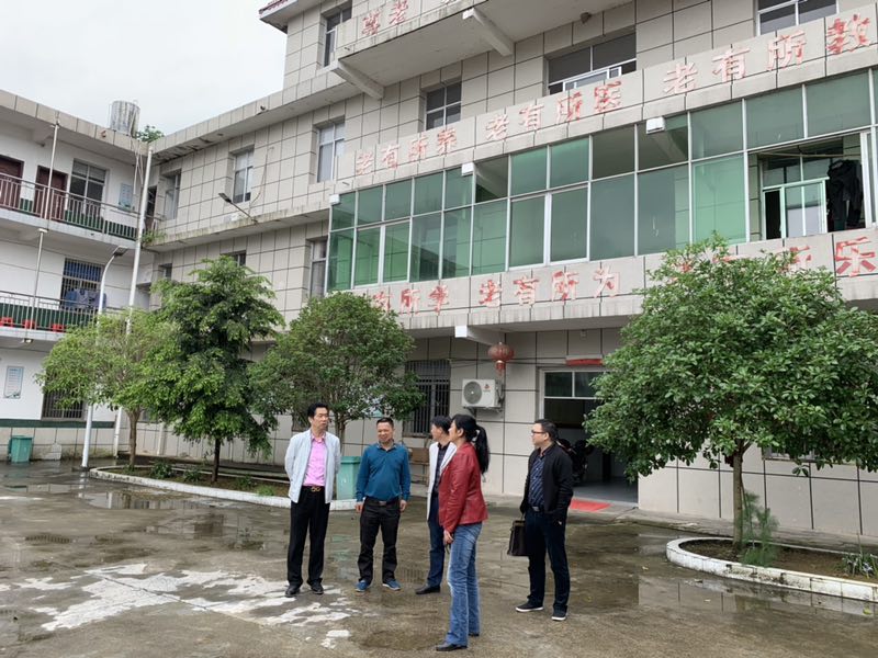 攸县民政局负责人深入基层调研推进近期重点工作