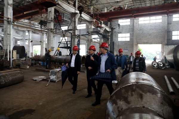 【深入推进“产业项目建设年”活动和“温暖企业”行动】康月林：温暖企业的成效就是看帮企业解决了多少问题