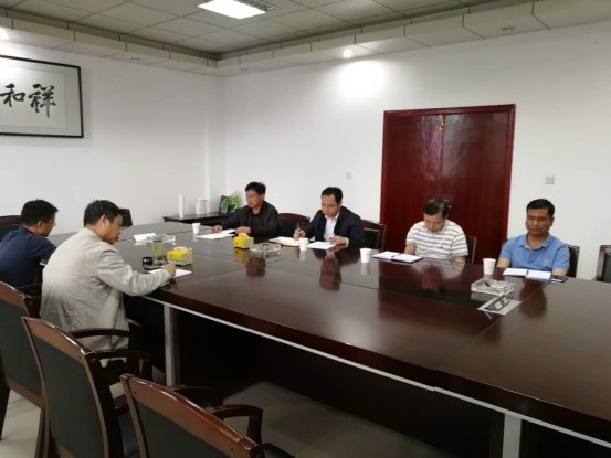 陈可勇一行到黄丰桥镇考察指导政法工作