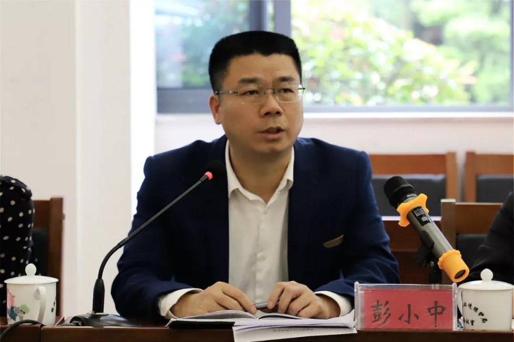 青春心向党 建功新时代！市生态环境系统召开年轻干部座谈会