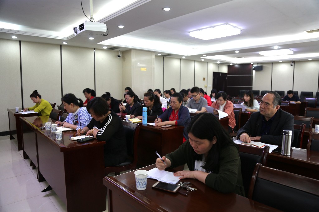 芦淞区召开2019年“欢乐潇湘”群众文艺汇演活动工作部署会
