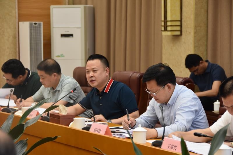 产业项目建设年 筑精品园林 向国庆献礼