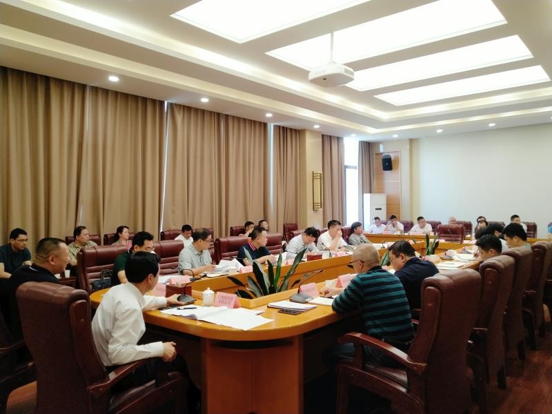 产业项目建设年 筑精品园林 向国庆献礼
