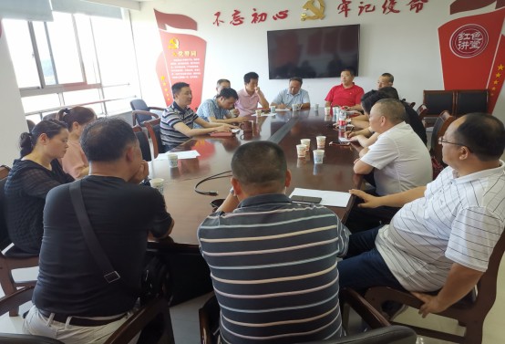 区商粮局牵头密集部署、协调成品油专项整治及标准化农贸市场“创文”工作推进