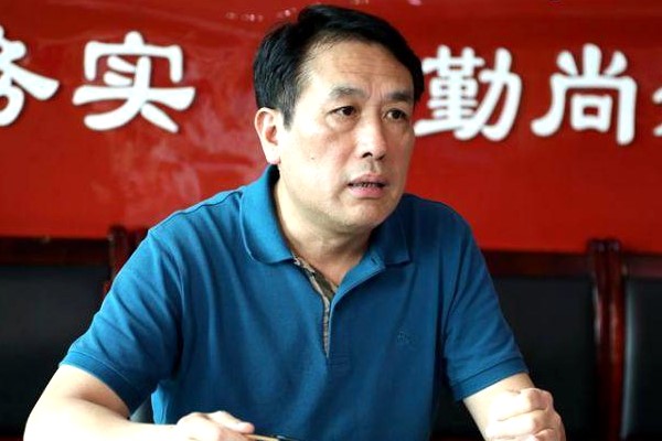 高考来临，县委书记康月林视察一中、震林考点　强调：强化应急处置能力　确保高考顺利开展