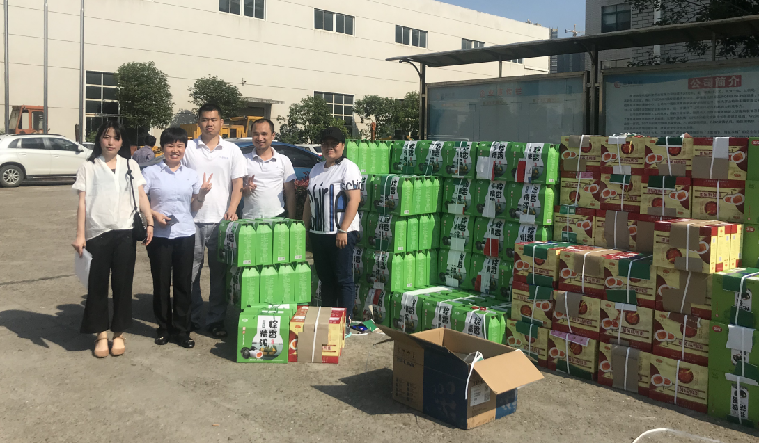 区总对直联企业困难职工和劳模开展端午节慰问