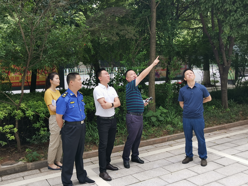 晓彤局长赴北汽株洲分公司、株洲创新孵化基地开展惠企走访调研