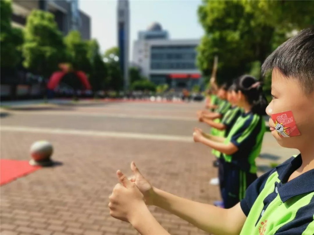 愿你从容不迫，待你潇洒凯旋！