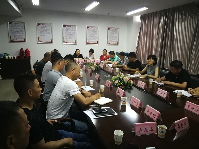 市政维护处处长到养护生产一线倾听职工心声