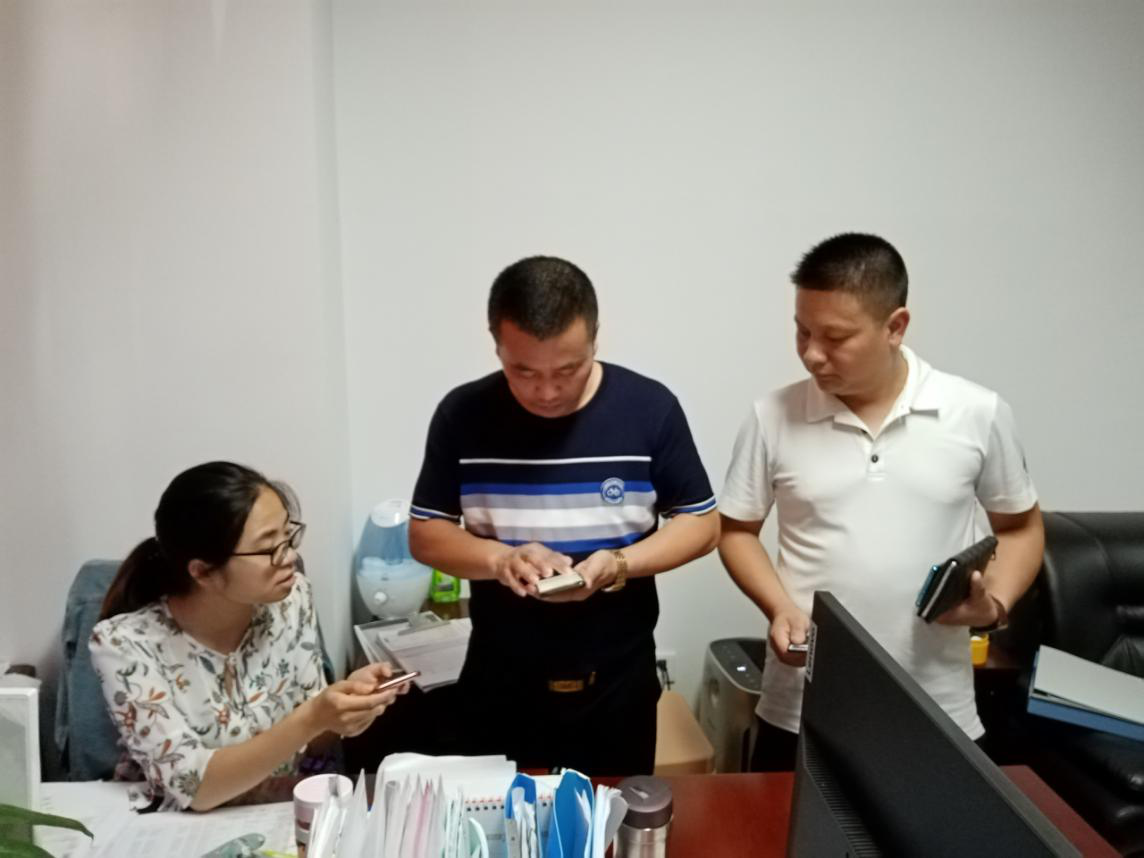 郑州市株洲商会定向支援古桑洲社区灾后重建和灾民救助工作