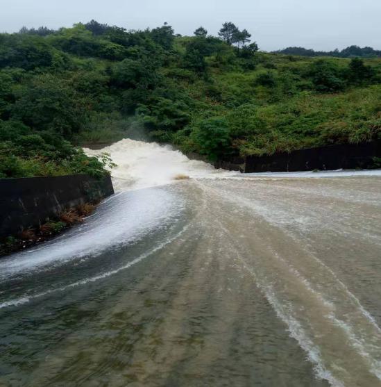 "7.6"大雨来袭，水利人在行动