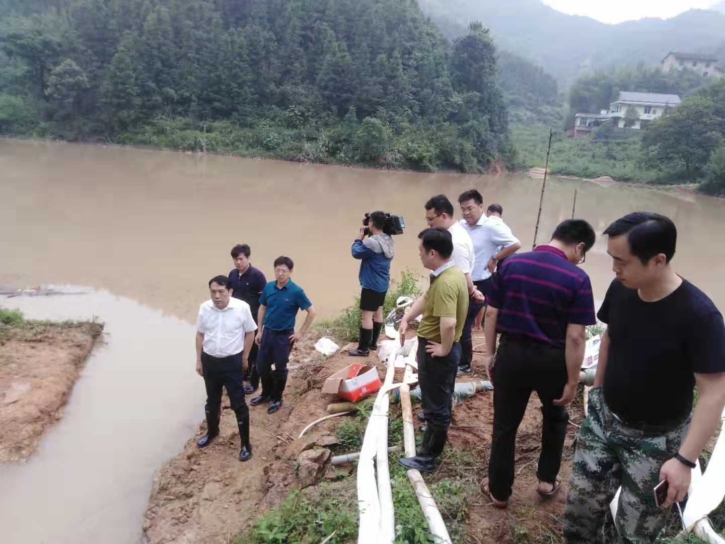 "7.6"大雨来袭，水利人在坚守