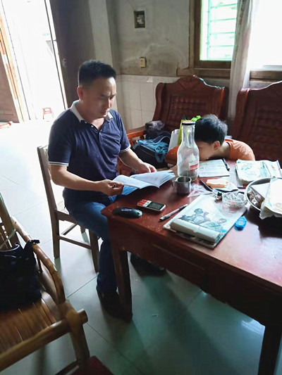 攸发集团:深入结对帮扶社区,走访看望受灾群众