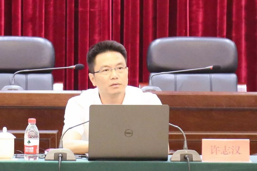 区委理论学习中心组举行2019年第六次集中（扩大）学习
