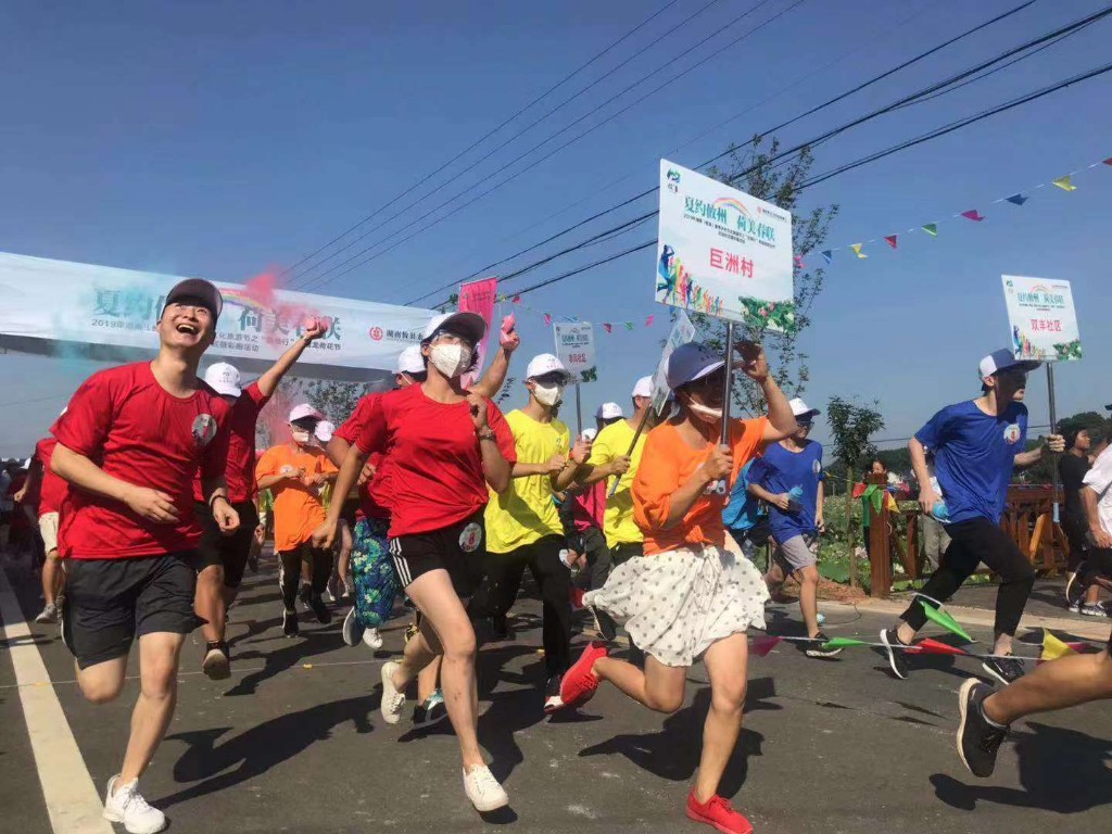 荷花节来了！春联街道盘龙村千亩荷田启动“赏荷”模式