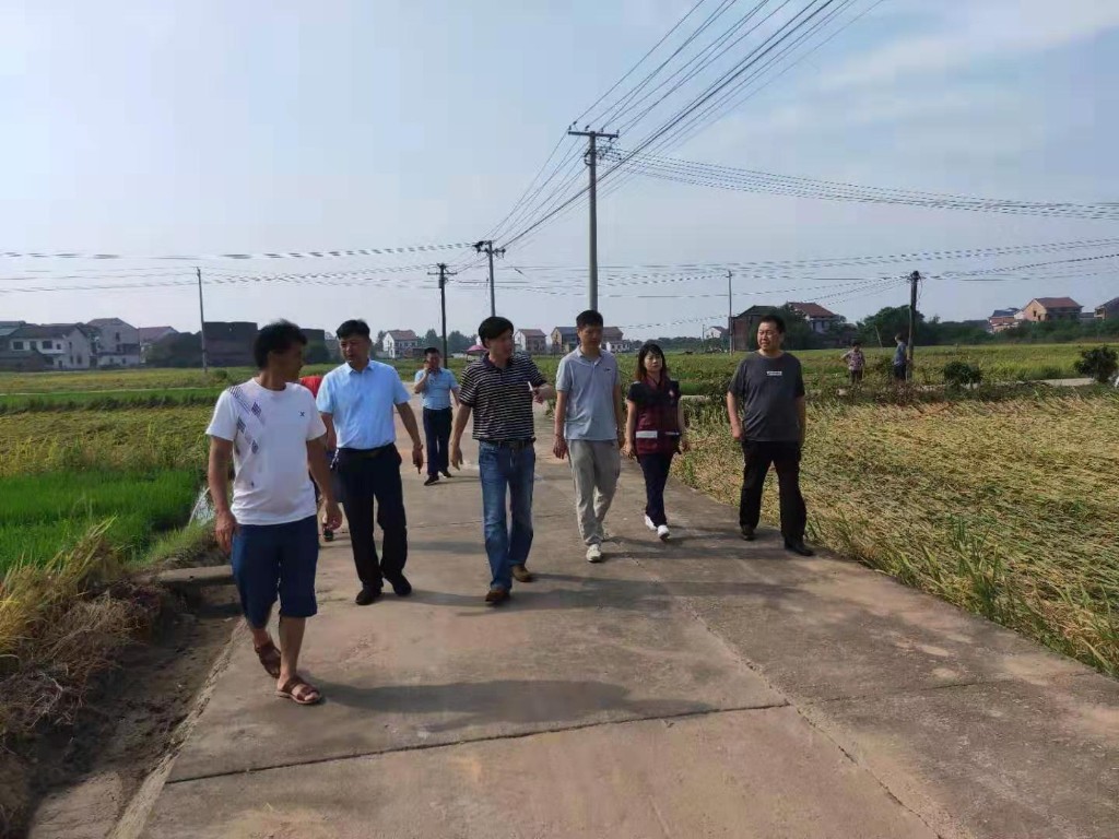 市卫健委副主任刘续跃来攸督导灾后防疫和爱国卫生工作
