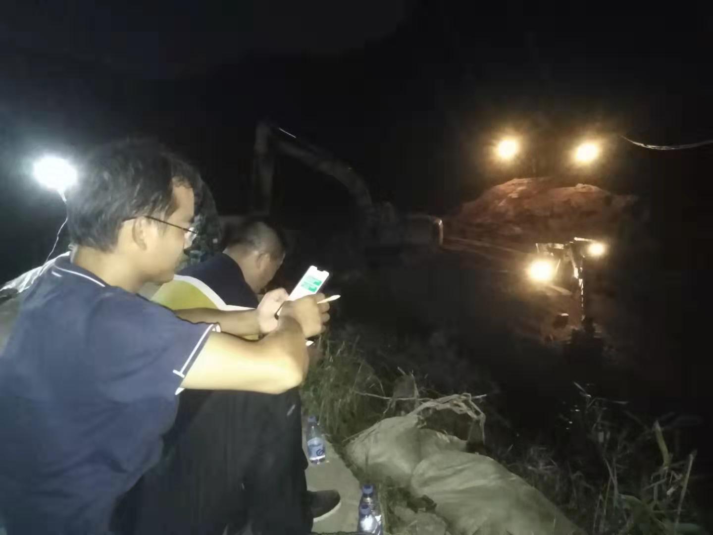 水利人用实际行动谱写"不忘初心，牢记使命"的新画卷