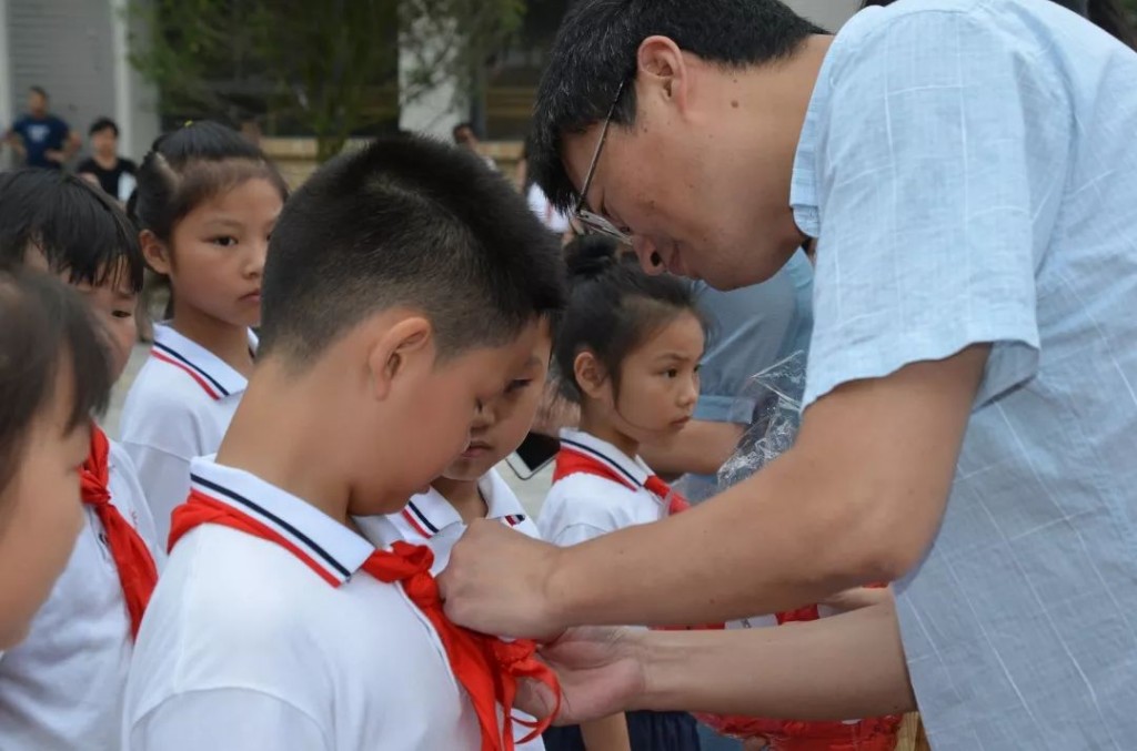 你好，暑假 ——记尚格小学2019年上学期休学典礼