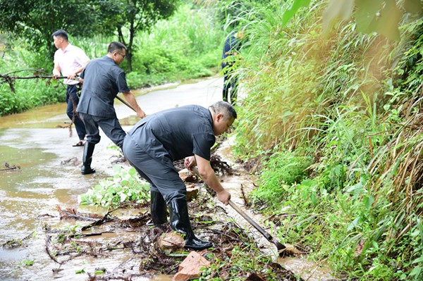 攸县法院抗洪纪实：战未停 劲不松
