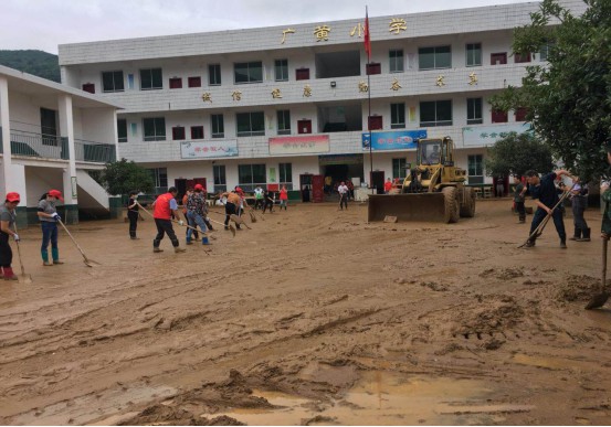 “洪水无情,黄丰有爱”志愿服务活动