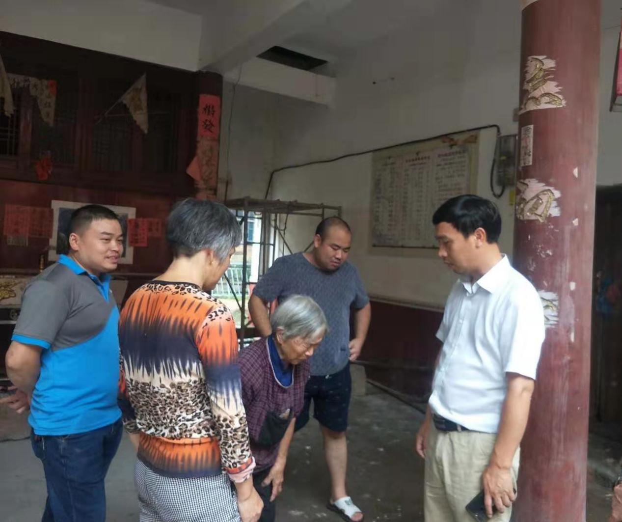 排查地质隐患  保障群众安全
