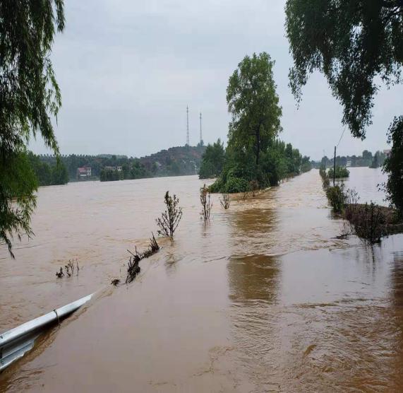 "7.6"大雨来袭，水利人在行动