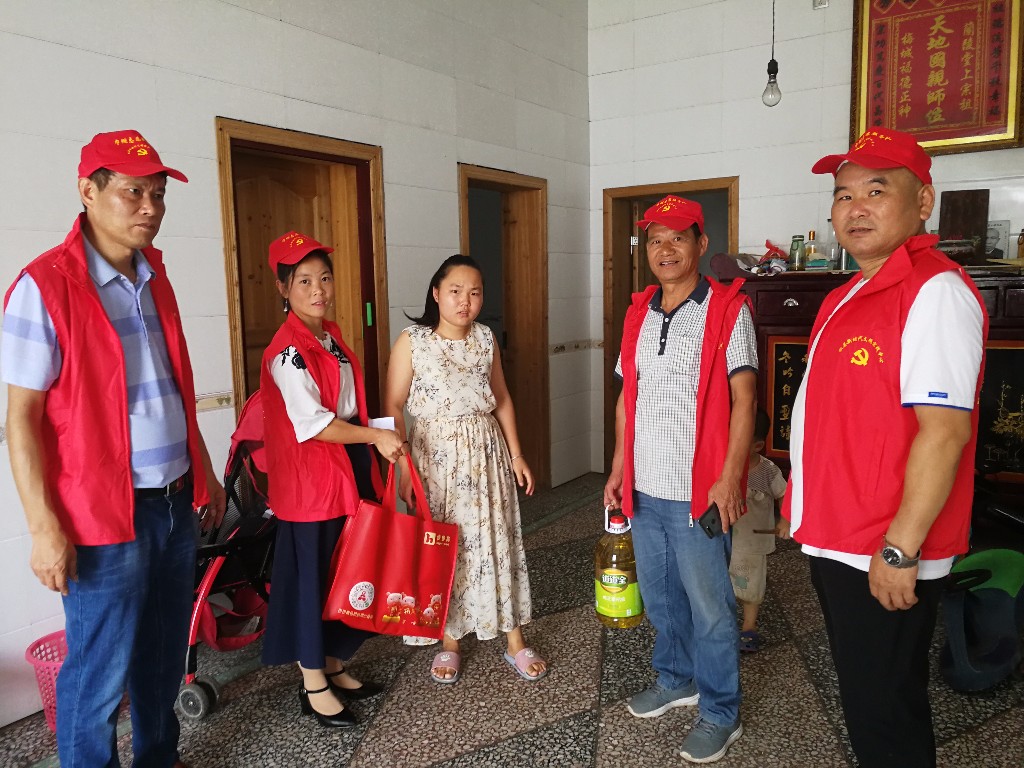 灾区重建，清洁家园，科工信人在行动