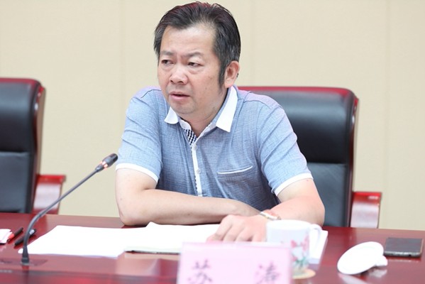 我县召开2019年半年经济形势分析会　以产业比实力　以项目论英雄