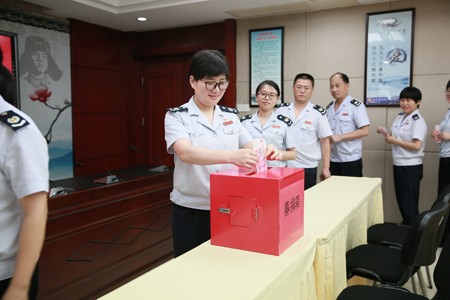 攸县税务局组织爱心募捐助力受灾群众重建家园