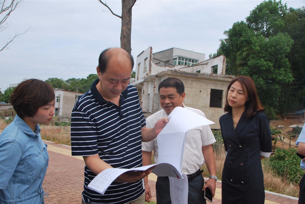 市人大环资委主任委员崔玉新调研指导工作