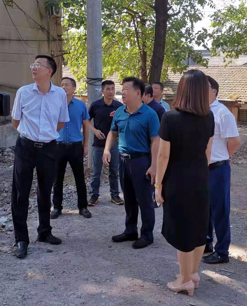 拆除违章建筑，建设美丽新家园
