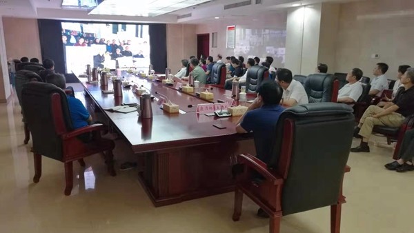 攸县县委理论学习中心组开展第七次集中学习