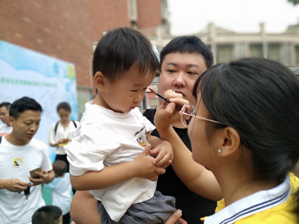 “新心相应 牵手火炬” ——天元区火炬幼儿园小班新生启蒙仪式