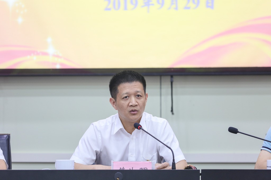 局党组书记、局长蒋湘晖带头开讲主题教育党课
