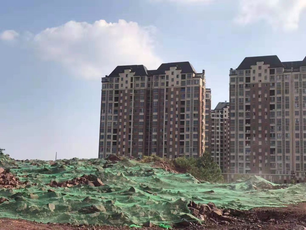 重拳治理工地扬尘 市城管支队开展交叉执法检查