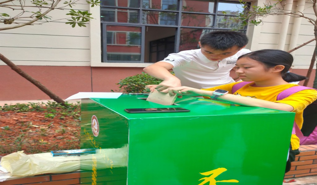 不忘初心，追梦前行 ——记菱溪中学九月一日开学报到