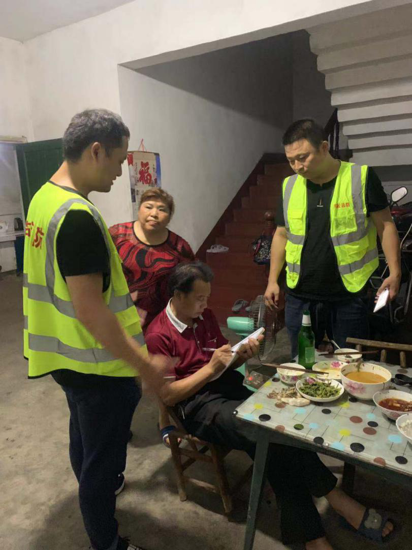 区交通运输局开展平安大走访慰问活动