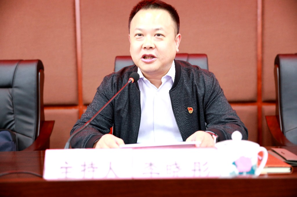 市委组织部副部长马民杰同志为城管干部上“不忘初心、牢记使命”主题教育专题党课并开展调研