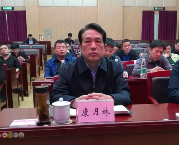 攸县组织收看省委理论学习中心组第二十五次集体（扩大）学习辅导报告电视电话会