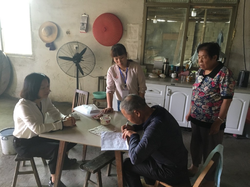 区残联：“四不两直”入户调查 深入推进主题教育