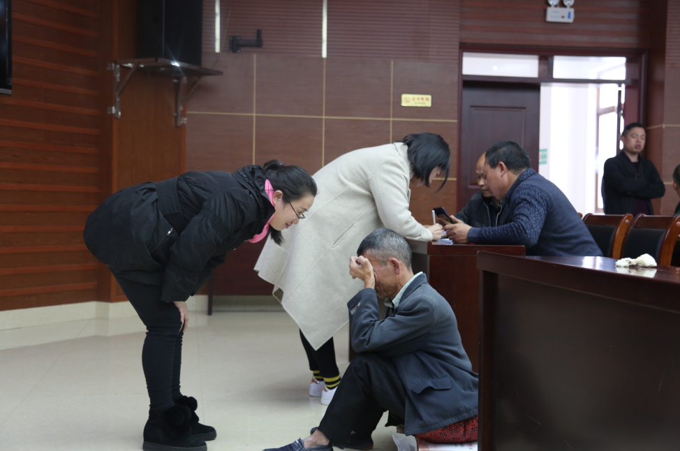 万企帮万户 携手奔小康 ——株洲市天元区工商业联合会（总商会）在行动