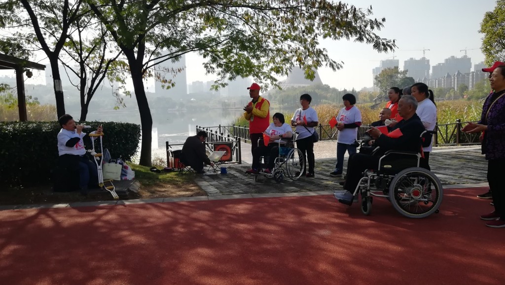 区残联：重度残疾人无障碍红色游再获残疾人点赞