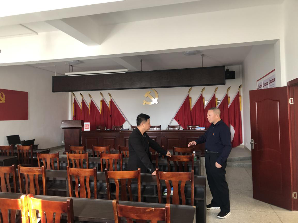 区文旅广体局赴群丰镇石塘社区开展农村人居环境整治工作