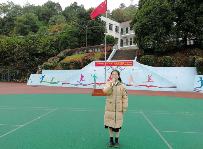 “不忘初心、牢记使命”主题教育微宣讲进校园活动成功举行