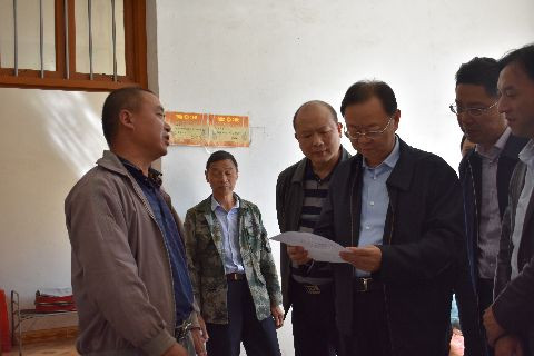 李晓葵同志一行深入炎陵调研软弱涣散基层党组织整顿工作并开展“五查五看”大走访