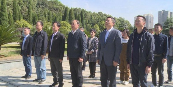 省政协调研组来我县开展“双助双行动”调研暨主题党日活动