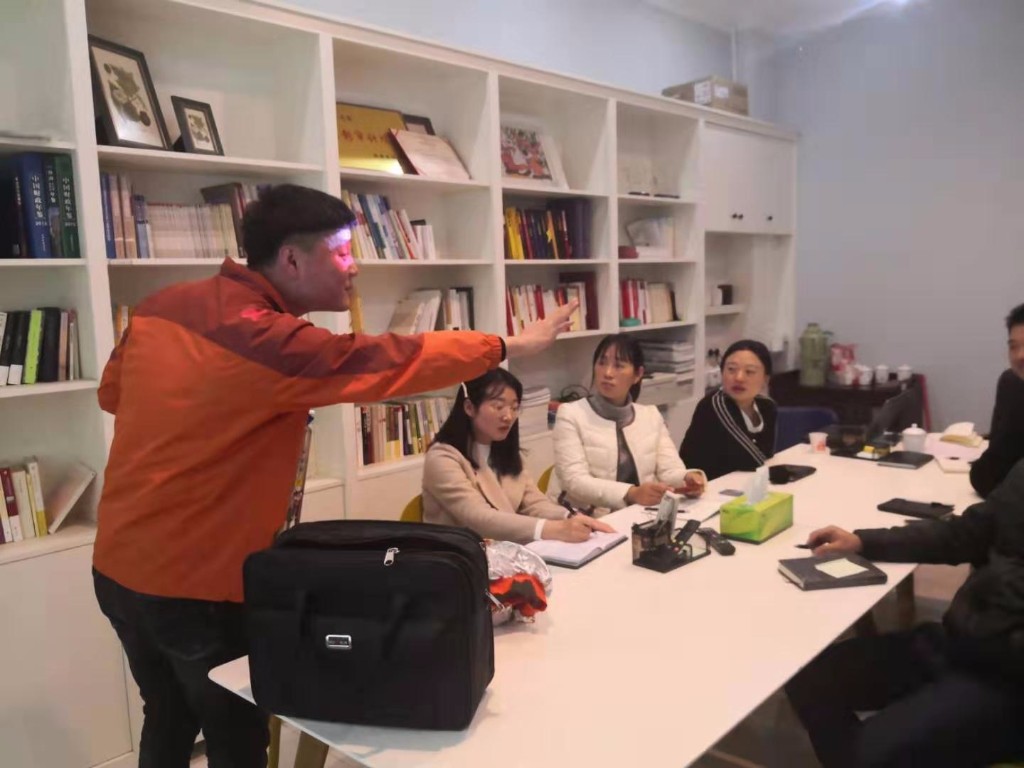 消防宣传进机关，安全知识入人心