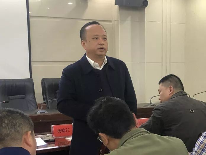 芦淞区迅速传达贯彻省、市安全生产暨交通问题顽瘴痼疾整治工作紧急电视电话会议精神