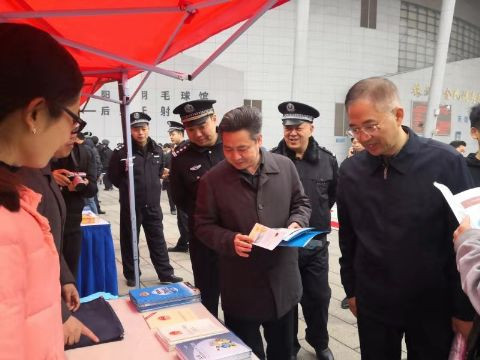 我市举行《反恐怖主义法》宣传周活动启动仪式
