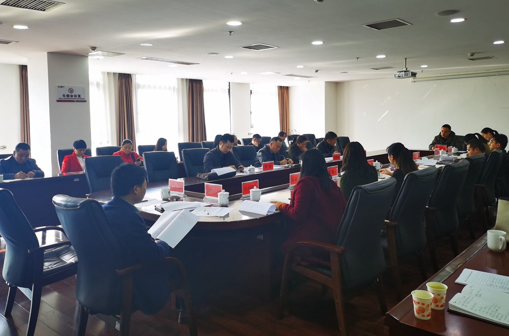 抓政策举措落地 促民营经济发展